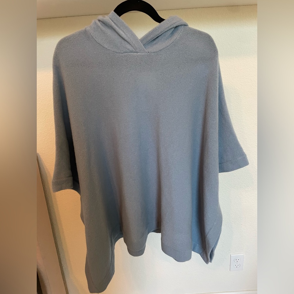 Masai blue hooded poncho